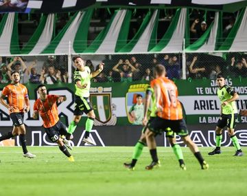 Banfield y Barracas Central igualaron sin goles