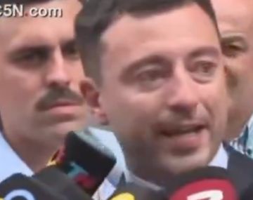 De Loredo se puso a llorar hablando de la Ley Ómnibus y dejó un móvil entre insultos