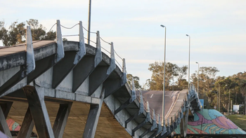 El costo de las reparaciones ronda los $2,5 millones de dólares. El costo de las reparaciones ronda los $2,5 millones de dólares.