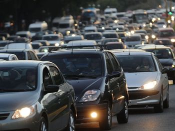 Las salidas de la Ciudad y la ruta 2 fueron un caos