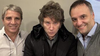 Luis Caputo, Javier Milei y Manuel Adorni. Luis Caputo, Javier Milei y Manuel Adorni.