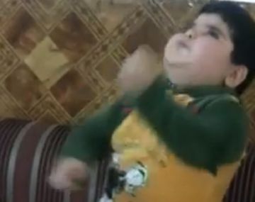 Un nene baila ritmos árabes como nadie