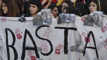 aplausos, dolor y angustia en el ultimo adios a anahi benitez aplausos, dolor y angustia en el ultimo adios a anahi benitez