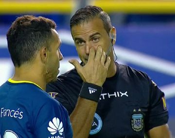 Carlos Tevez y Ariel Penel