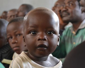 Los niños y las vacunas en África