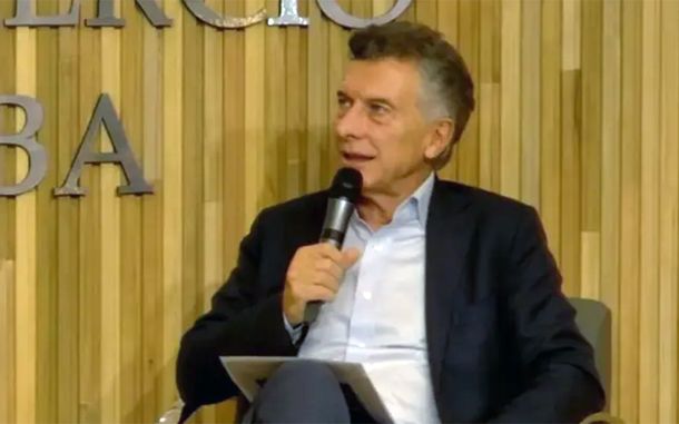 Mauricio Macri en la Bolsa de Comercio de Córdoba.