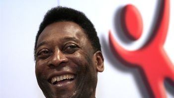 para pele, neymar superara a lionel messi y sera el mejor para pele, neymar superara a lionel messi y sera el mejor