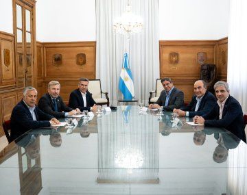 El Gobierno se reunió con tres gobernadores, en el marco de una mesa política.