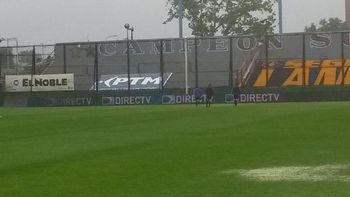 la lluvia obligo a suspender el partido arsenal-independiente la lluvia obligo a suspender el partido arsenal-independiente