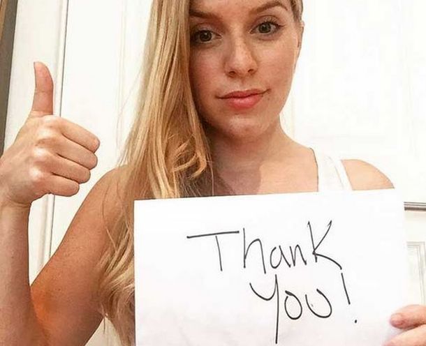 Busca en Facebook al hombre que la salvó de un ataque sexual en un colectivo