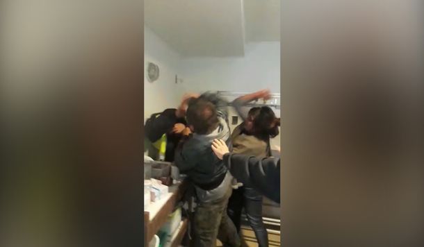 Violenta pelea entre un hombre y una pareja en el Hospital Fernández