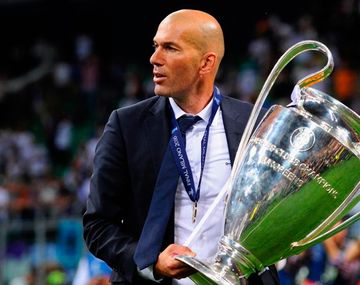 Denunciaron que Zinedine Zidane rompió la cuarentena