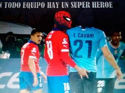 estallaron las redes: los mejores memes del toqueteo a cavani estallaron las redes: los mejores memes del toqueteo a cavani