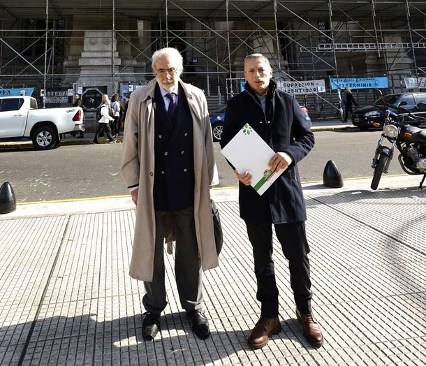 Correo Argentino: Fernando Gray presentó un recurso de amparo para evitar cierre de sucursales y despidos