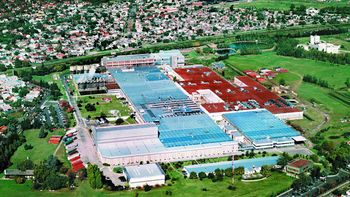 fate anuncio su cierre definitivo y el despido de casi mil empleados fate anuncio su cierre definitivo y el despido de casi mil empleados