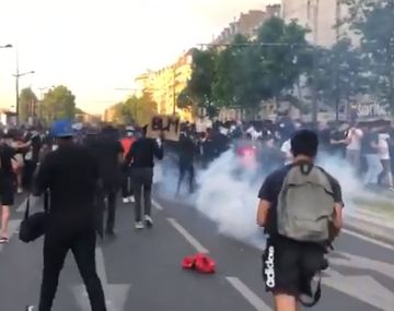 Francia: miles protestan contra el racismo