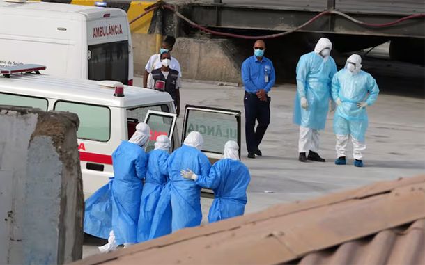 Personal sanitario evacuó pacientes del crucero MV Hondius en Cabo Verde. Personal sanitario evacuó pacientes del crucero MV Hondius en Cabo Verde.