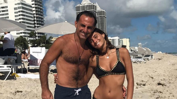 Diego Latorre, junto a su hija Lola en Miami Diego Latorre, junto a su hija Lola en Miami