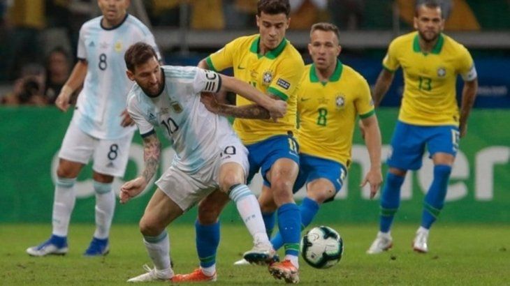 Argentina va por la consagración en la Copa América ante Brasil: horario, formaciones y TV