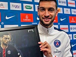 el perfecto frances de javier pastore tras recibir una distincion el perfecto frances de javier pastore tras recibir una distincion