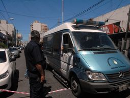 presos se fugaron de un micro del servicio penitenciario presos se fugaron de un micro del servicio penitenciario