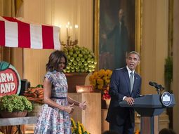 Michelle Obama hizo una promesa en medio de un evento junto a su marido