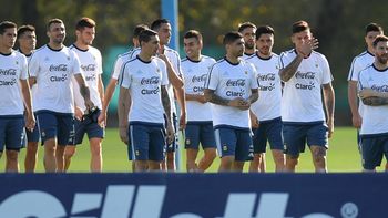 uno menos: otro jugador fue desafectado de la seleccion argentina por lesion uno menos: otro jugador fue desafectado de la seleccion argentina por lesion