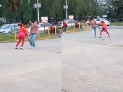 insolito episodio en merlo: dos mujeres se pelearon por un colectivero