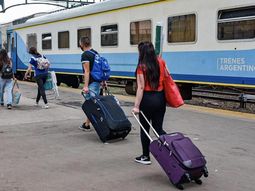 El Gobierno busca privatizar los trenes y retirar al Estado de la economía