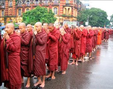Monjes_EFE