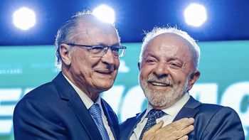 Lula apuesta a la continuidad de su fórmula para enfrentar una elección ajustada. Lula apuesta a la continuidad de su fórmula para enfrentar una elección ajustada.