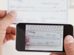 a partir de noviembre se podra depositar cheques desde el celular a partir de noviembre se podra depositar cheques desde el celular