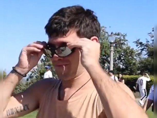 Viral: un argentino se hizo pasar por estadounidense para ganarle 10 dólares a un mexicano