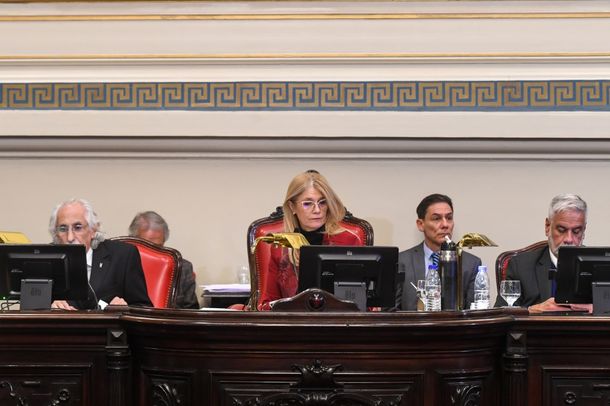 Senado bonaerense aprobó la reelección indefinida para legisladores y concejales