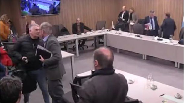 La escandalosa pelea entre Fernando Iglesias y dos diputados de Unión por la Patria