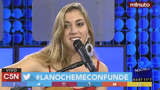 Revelación nacional: la sobrina de Miguel Cantilo la rompió en Noches Mías