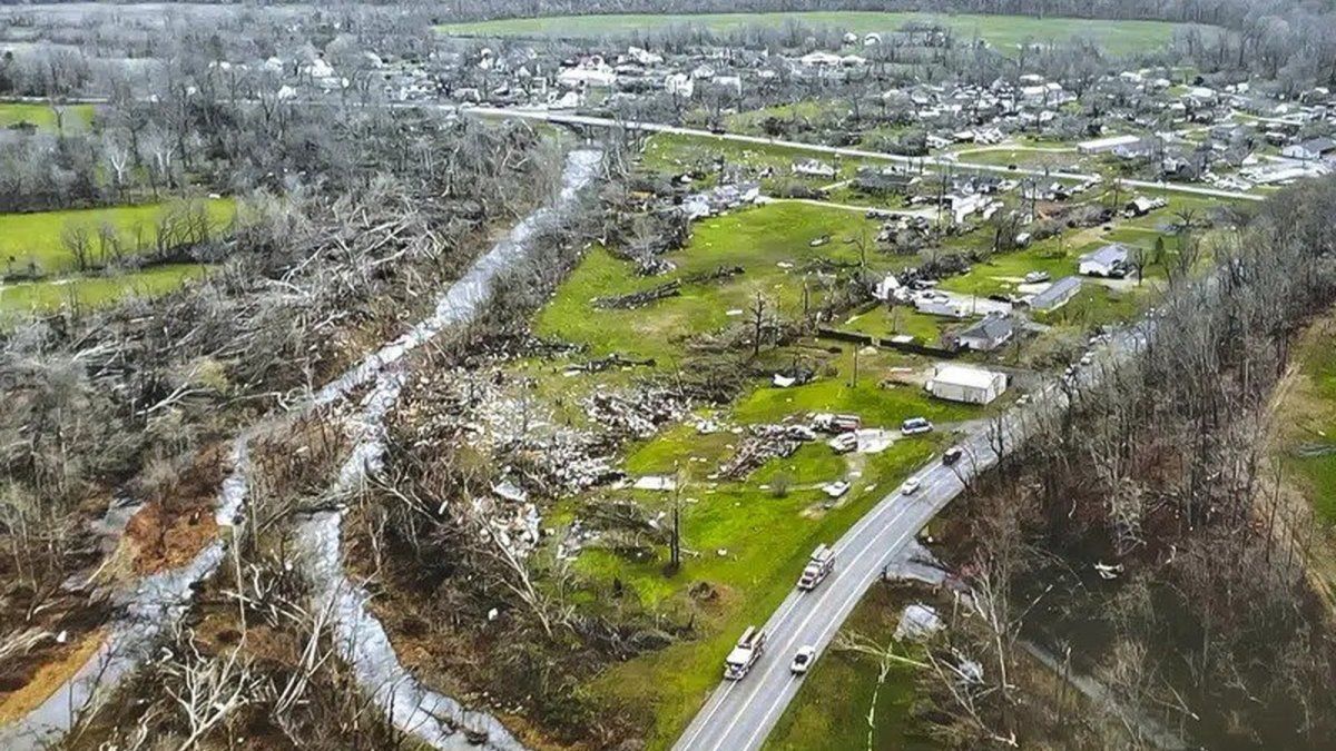 Tornado en Estados Unidos al menos cinco muertos