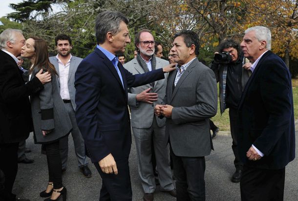 Macri encabezó firma de convenio entre AySA e intendentes del conurbano