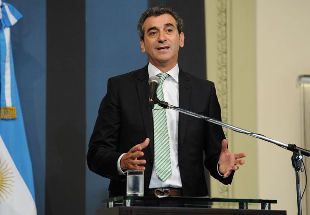 Randazzo en Radio 10: En 90 días vamos a tener un Sarmiento totalmente nuevo