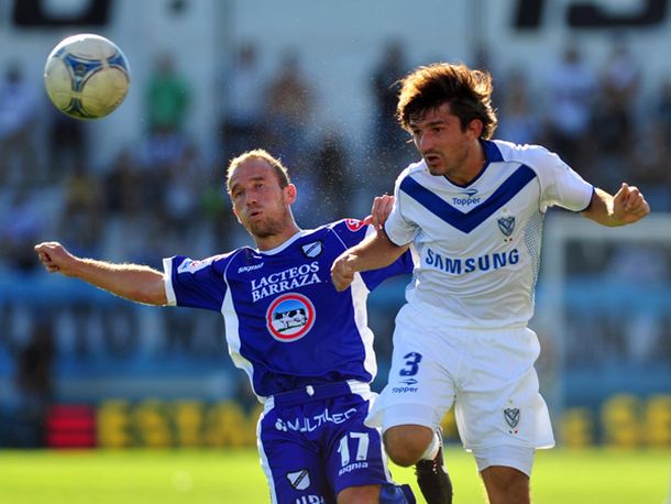 Vélez y All Boys disputan un encuentro con poco en juego