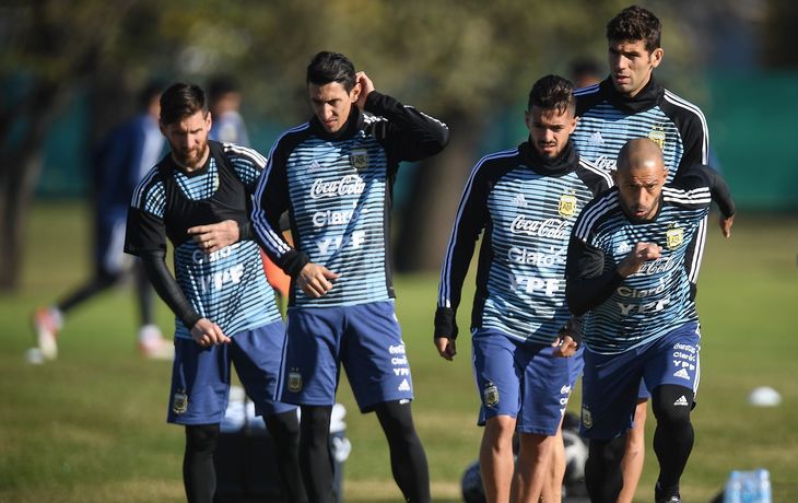 ¿Quiénes serán titulares? Los números de las camisetas de la Selección