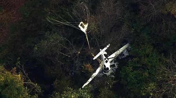 Al menos tres muertos al chocar un helicóptero y una avioneta en Estados Unidos