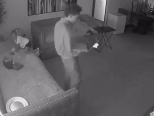 Impactante: una nena de 3 años se disparó mientras un familiar miraba un partido 