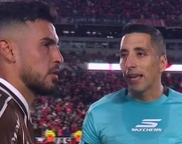 El comentario de Falcón Pérez al arquero de Platense tras el escandaloso final