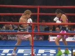 Yésica Bopp retuvo el título minimosca AMB