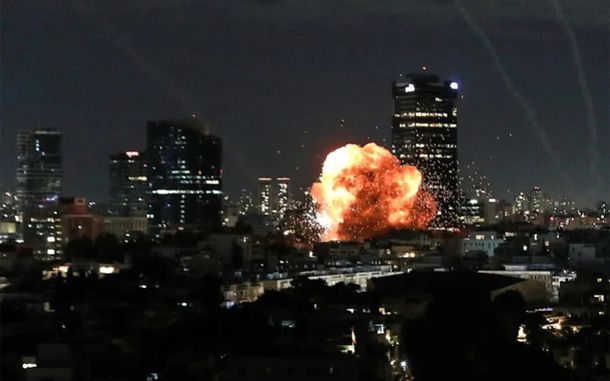 Ataques defensivos de Irán sobre Tel Aviv. Ataques defensivos de Irán sobre Tel Aviv.