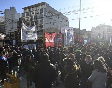 Caos: cortes en el Obelisco