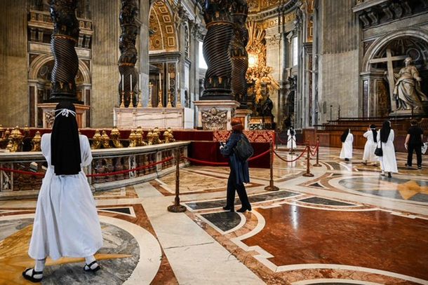 Francisco pidió por la victoria de la humanidad sobre el coronavirus