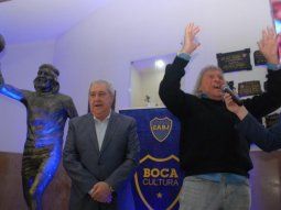Inauguraron la estatua de Gatti en Boca: Me hubiese gustado que...