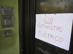 tormenton en el amba: mas de 37.000 usuarios quedaron sin luz tras la tormenta tormenton en el amba: mas de 37.000 usuarios quedaron sin luz tras la tormenta